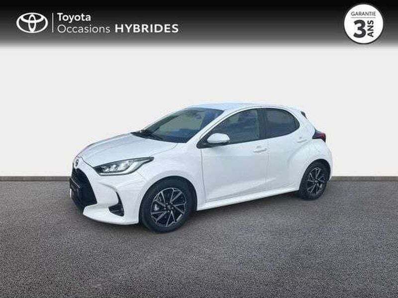Utilisé 2022 Toyota Yaris Hybrid Design Berline | 18 500 € (Prix juste) - Image 1/1