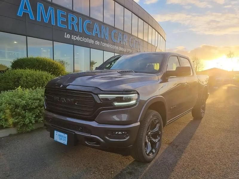Gris Nouvelle 2024 Dodge Ram Limited Pick-up | 119 900 € - Image 1/4