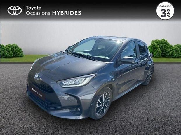 Gris Utilisé 2022 Toyota Yaris Hybrid Design | 18 990 € (Super prix) - Image 1/4