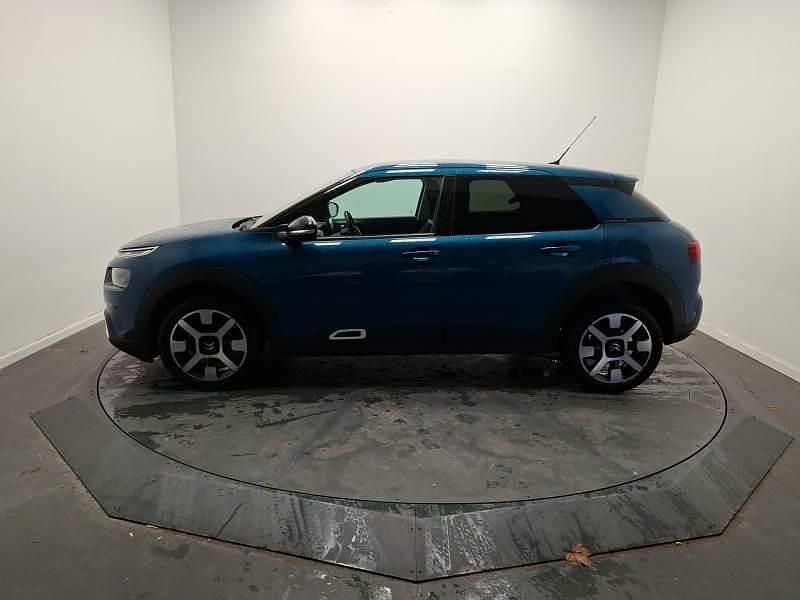 Occasion Citroën C4 Cactus Shine 102 ch (75 kW) 2019 Bleu Citadine