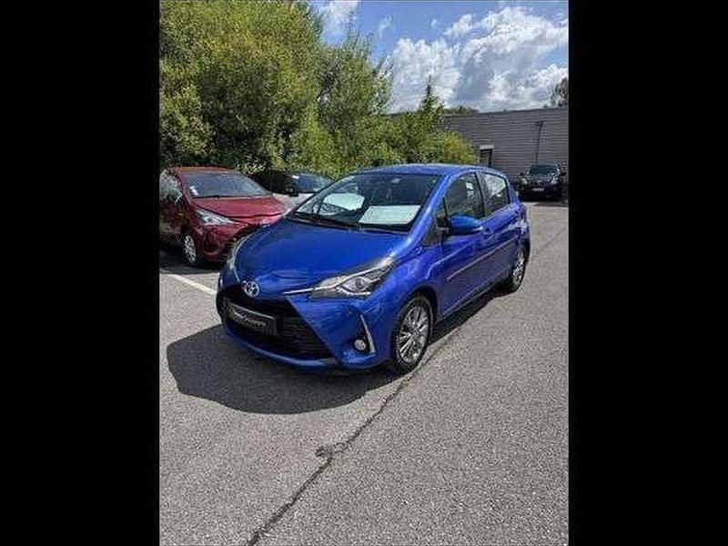 Utilisé 2017 Toyota Yaris Hybrid Business Edition Berline | 13 890 € (Prix juste) - Image 1/1