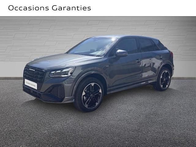 Gris daytona nacré Utilisé 2025 Audi Q2 S-Line SUV | 39 900 € (Prix cher) - Image 1/4