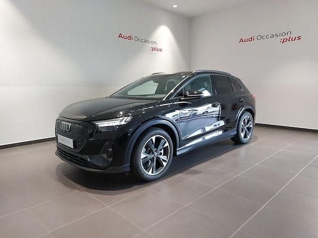 Noir mythic métallisé Utilisé 2025 Audi Q4 e-tron S-Line SUV | 60 716 € - Image 1/4