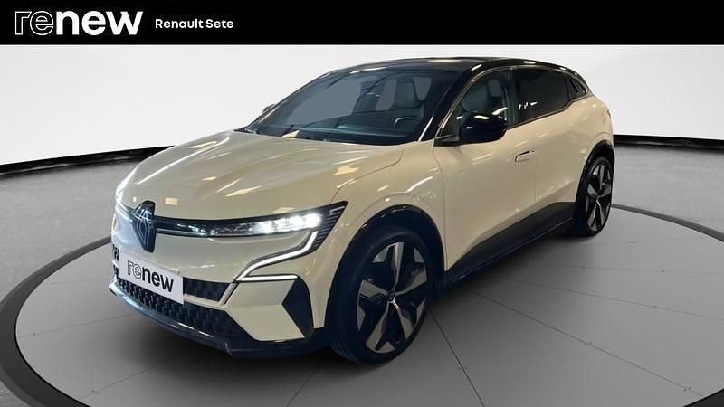 Blanc Occasion 2023 Renault Megane E-Tech Techno Berline | 24 290 € (Prix juste) - Image 1/4