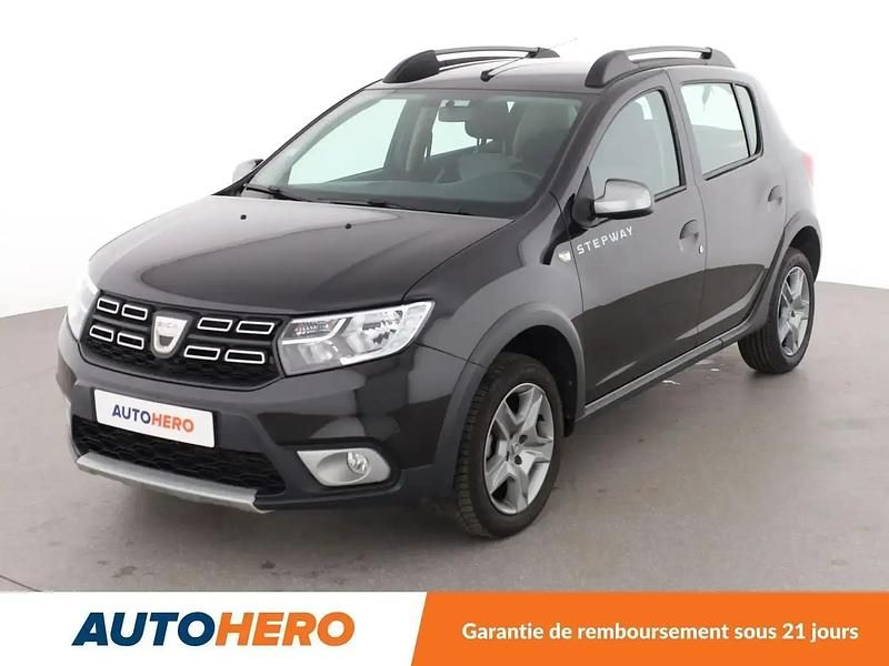 Noir Utilisé 2020 Dacia Sandero Prestige Citadine | 11 590 € (Prix juste) - Image 1/2