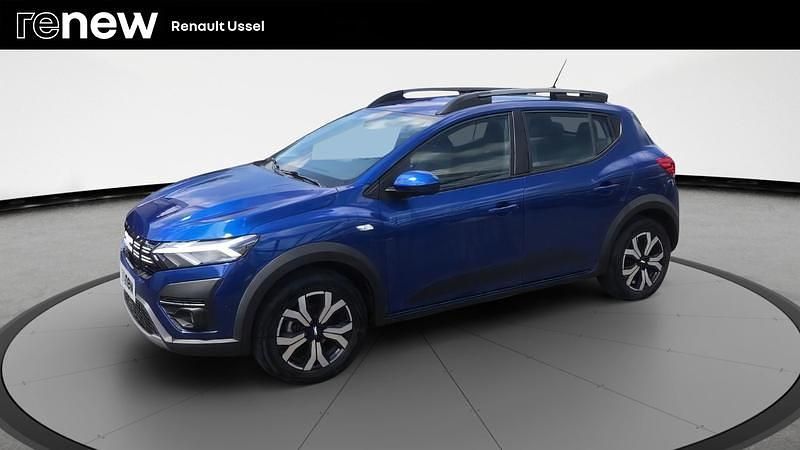 Bleu Utilisé 2024 Dacia Sandero Expression Citadine | 15 790 € (Prix juste) - Image 1/4