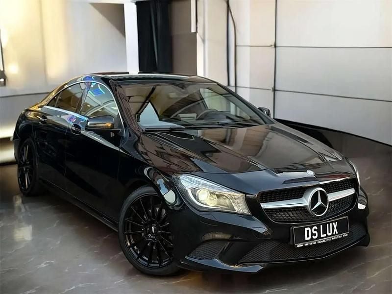 Noir Utilisé 2016 Mercedes CLA200 Edition Coupé | 19 990 € (Prix assez cher) - Image 1/4