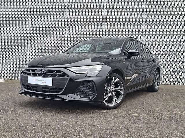 Occasion Audi A3 S-Line 150 ch (110 kW) 2025 Noir mythique métallisé Berline
