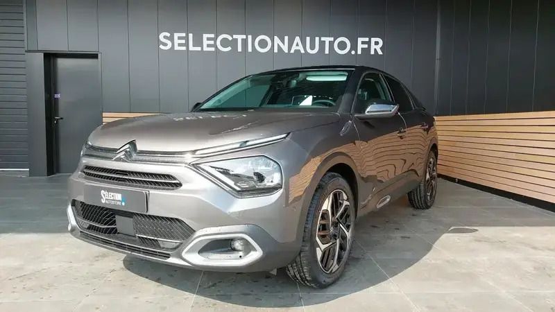 Utilisé 2022 Citroën C4 Shine Berline | 30 990 € - Image 1/4