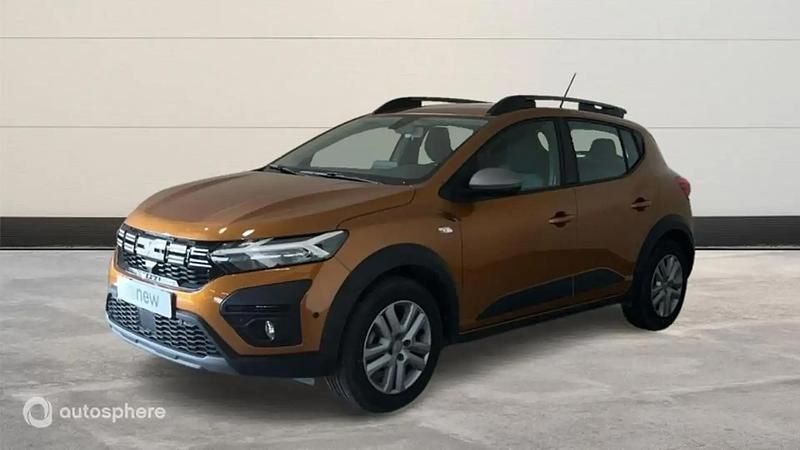 Utilisé 2023 Dacia Sandero Expression Citadine | 16 499 € (Prix juste) - Image 1/4