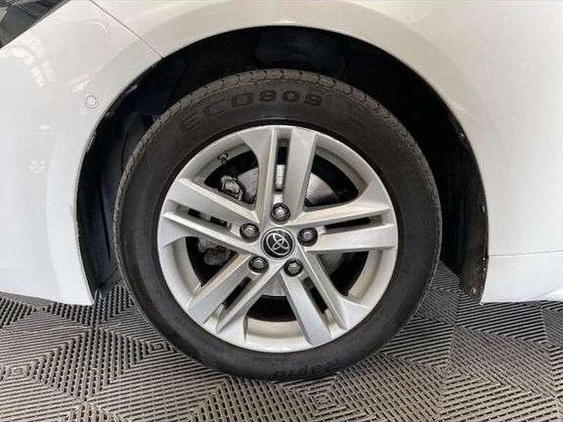 Utilisé 2022 Toyota Corolla Business Edition | 22 490 € (Prix juste) - Image 1/1