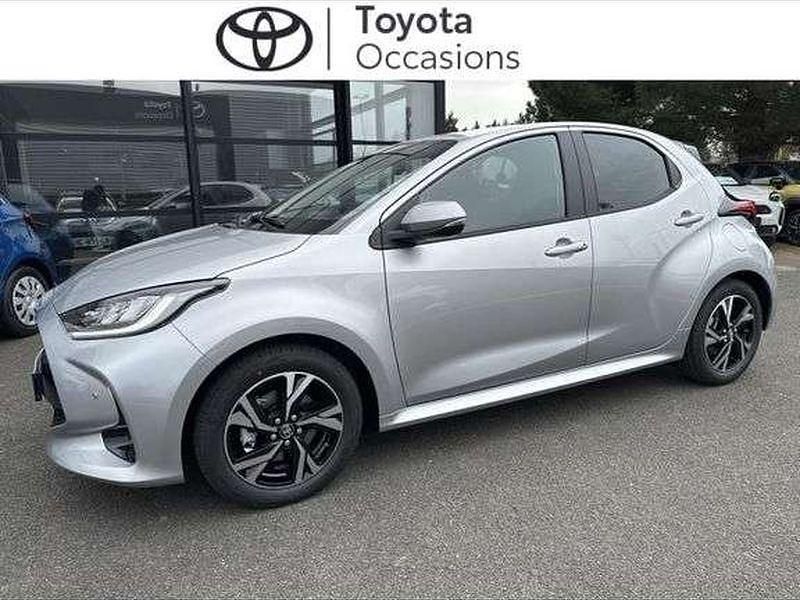 Occasion 2025 Toyota Yaris Hybrid Design Berline | 23 890 € (Prix assez cher) - Image 1/1