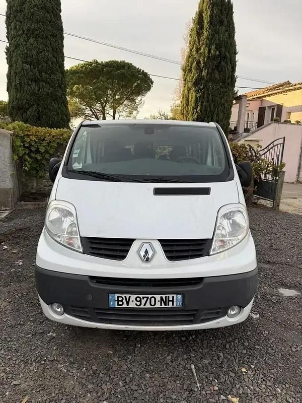Utilisé 2011 Renault Trafic Van | 8 990 € - Image 1/4