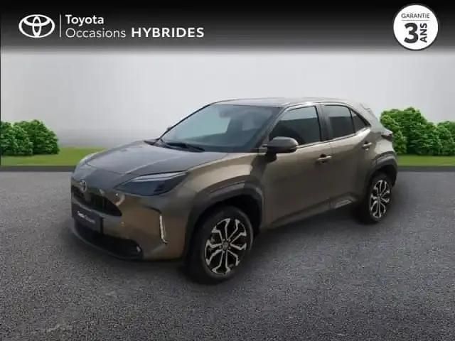 Bronze impérial (m) Utilisé 2022 Toyota Yaris Hybrid Design SUV | 20 980 € (Bon prix) - Image 1/4