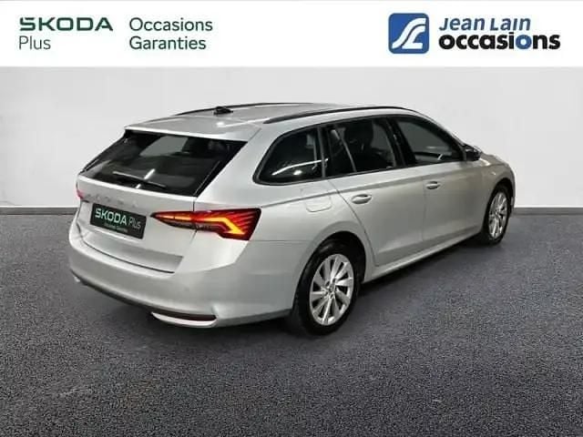 Occasion Skoda Octavia 150 ch (110 kW) 2024 Gris argent Break