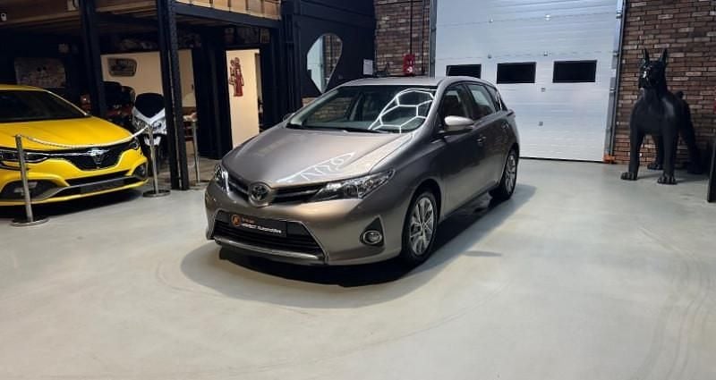 Occasion 2013 Toyota Auris Active Berline | 9 990 € - Image 1/4
