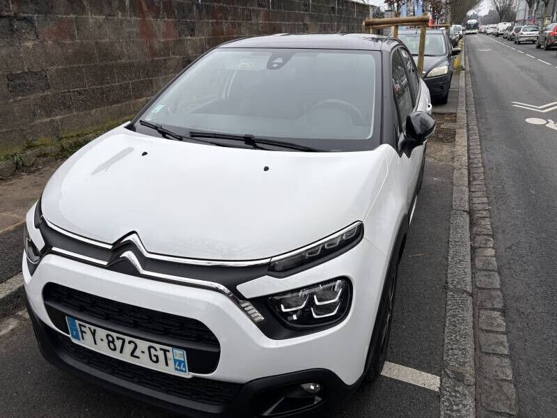 Blanc Utilisé 2021 Citroën C3 Feel Citadine | 11 290 € (Prix juste) - Image 1/3