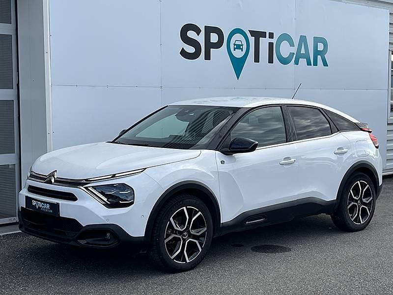 Utilisé 2022 Citroën e-C4 Shine Berline | 17 990 € (Prix juste) - Image 1/4