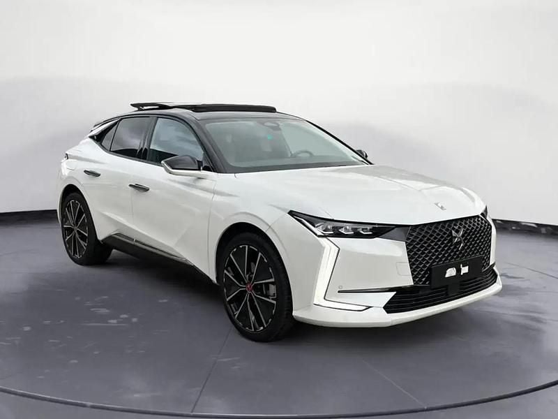 Blanc Occasion 2023 DS Automobiles DS4 Performance Line Plus Berline | 21 990 € (Bon prix) - Image 1/4