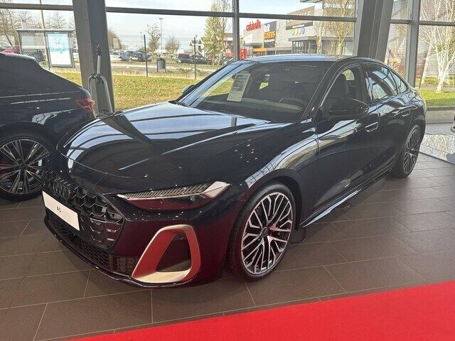 Bleu firmament métallisé Nouvelle 2025 Audi A5 Design Coupé | 72 610 € (Prix assez cher) - Image 1/4
