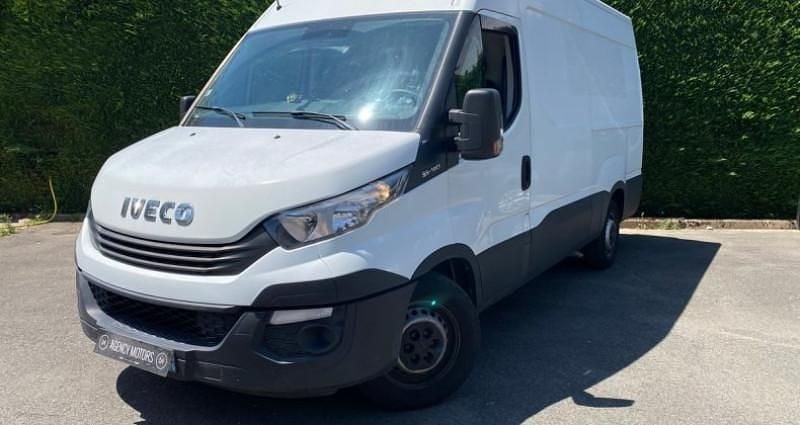 Blanc Utilisé 2019 Iveco Daily Van | 20 490 € - Image 1/4