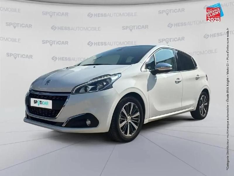 Blanc Utilisé 2017 Peugeot 208 Allure Citadine | 10 499 € (Prix juste) - Image 1/4