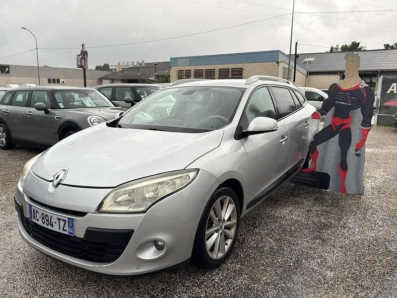 Occasion Renault Mégane GrandTour Privilege 152 ch (111 kW) 2009 Gris Break