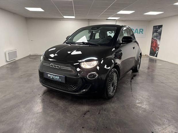 Noir Utilisé 2021 Fiat 500e Citadine | 14 660 € (Prix juste) - Image 1/4