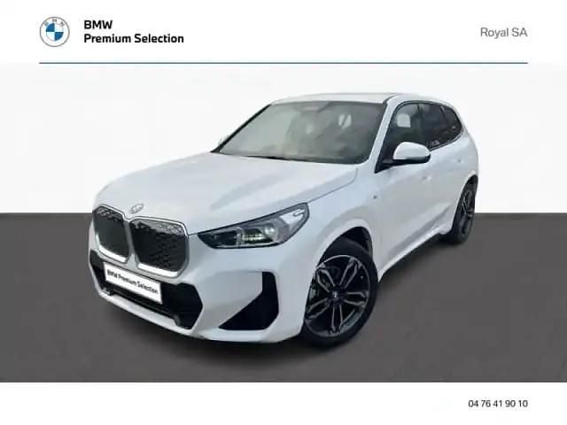 Blanc Utilisé 2024 BMW iX1 M Sport SUV | 39 900 € (Prix juste) - Image 1/4