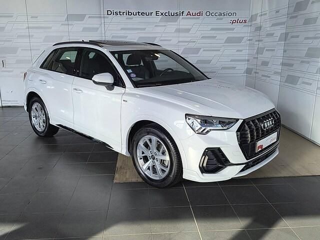 Blanc glacier métallisé Utilisé 2021 Audi Q3 S-Line SUV | 31 900 € (Prix juste) - Image 1/4