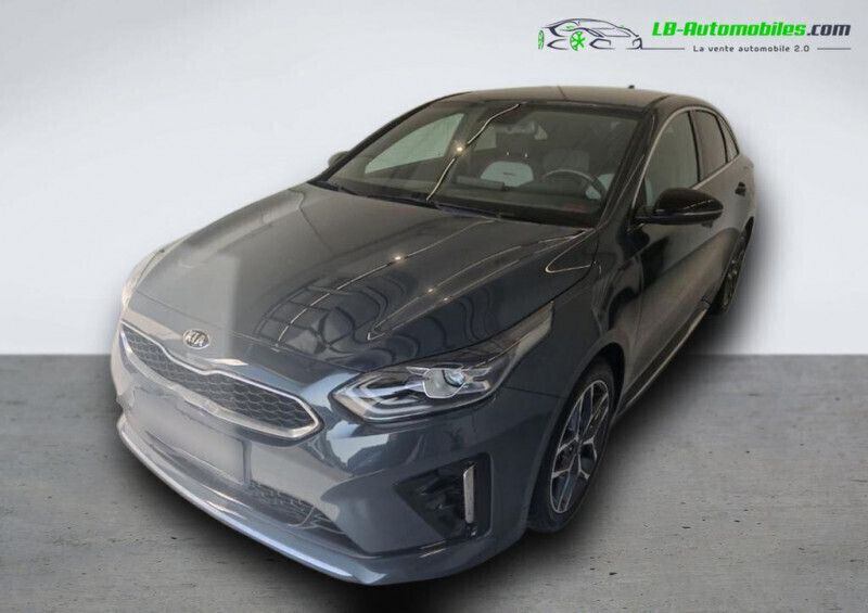 Utilisé 2020 Kia ProCeed Citadine | 26 200 € (Prix juste) - Image 1/4