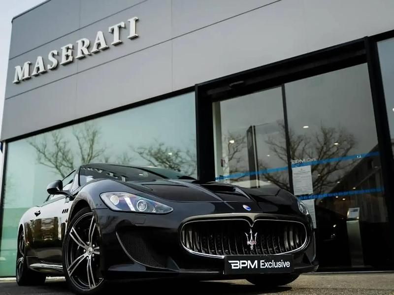 Gris Utilisé 2013 Maserati Granturismo Coupé | 95 900 € - Image 1/4