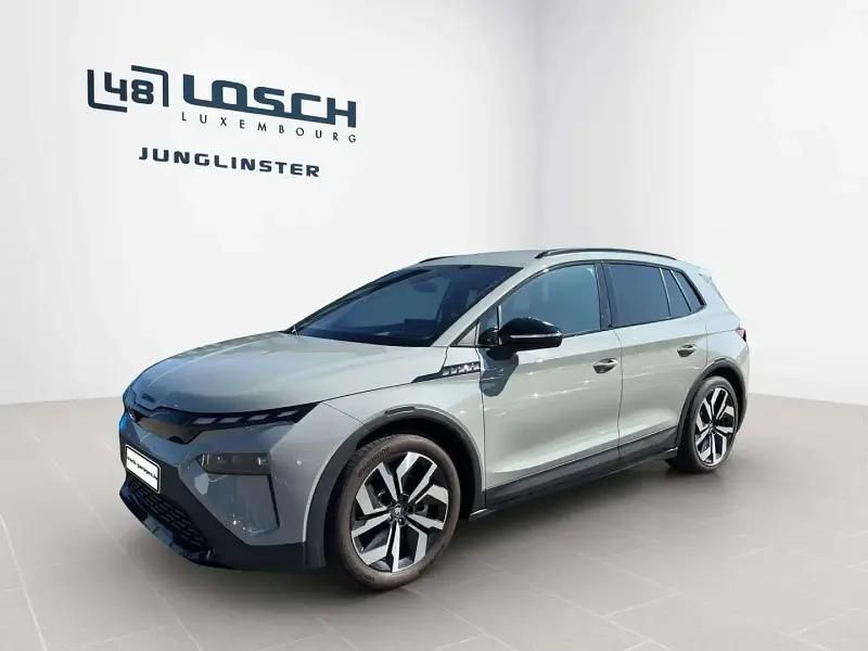 Gris Utilisé 2025 Skoda Elroq SportLine SUV | 45 025 € (Prix assez cher) - Image 1/4