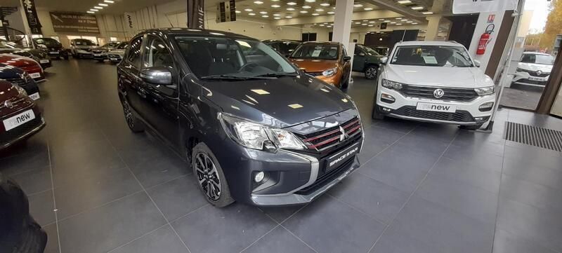 Gris Utilisé 2023 Mitsubishi Space Star Edition Berline | 15 490 € (Prix cher) - Image 1/4