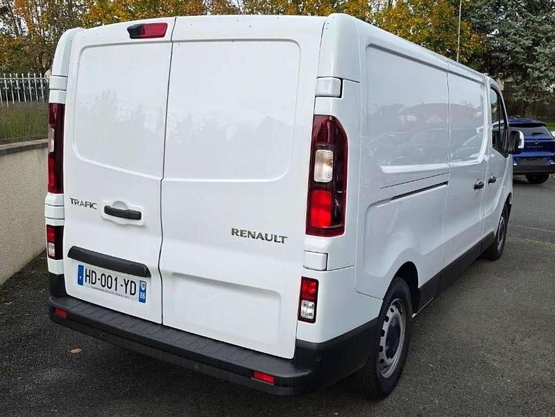 Nouvelle Renault Trafic 150 ch (110 kW) 2025 Blanc Monospace