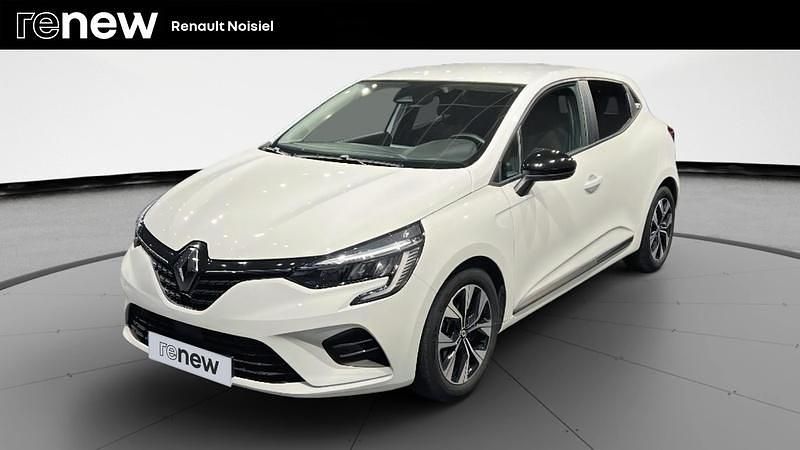 Blanc Utilisé 2023 Renault Clio V Evolution Citadine | 15 490 € (Prix juste) - Image 1/4
