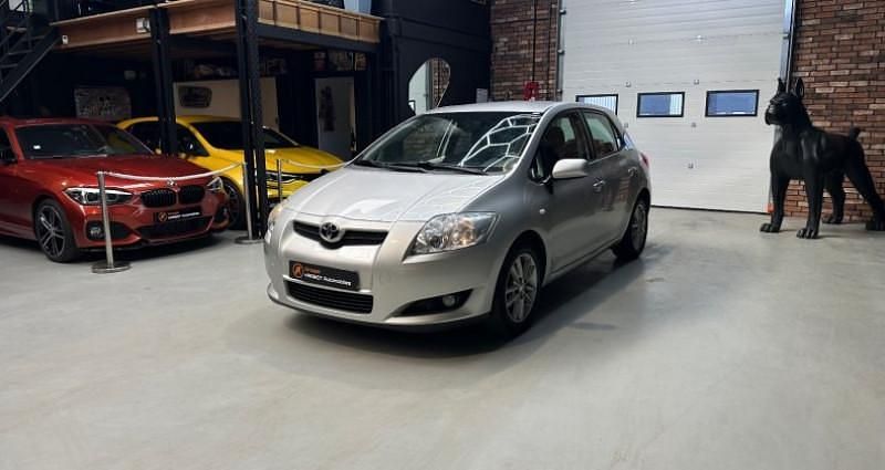 Utilisé 2009 Toyota Auris Sol Berline | 7 490 € - Image 1/4