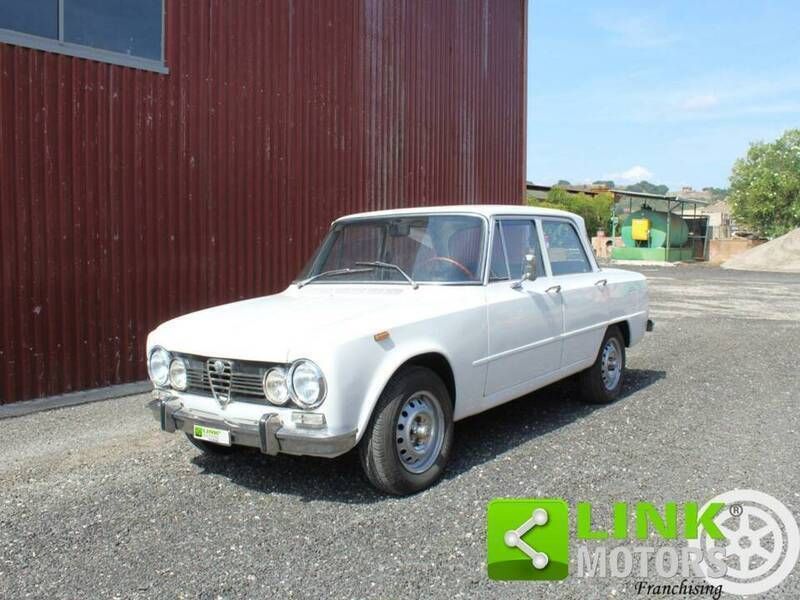 Blanc Utilisé 1978 Alfa Romeo Giulia 1300 Super Berline | 15 900 € - Image 1/4
