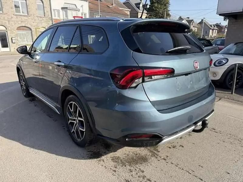 Occasion Fiat Tipo Cross 131 ch (96 kW) 2023 Gris Break