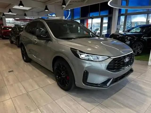 Nouvelle Ford Kuga ST-Line X 154 ch (113 kW) 2025 Gris SUV