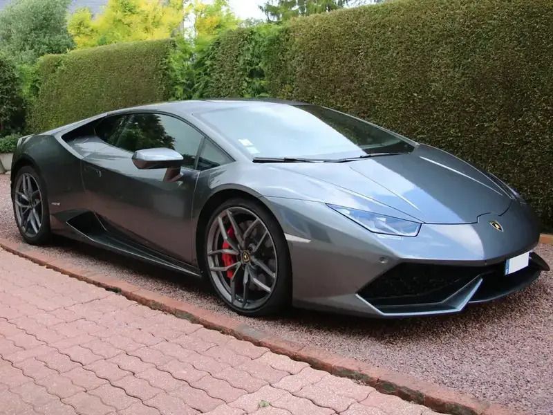 Gris Utilisé 2016 Lamborghini Huracán Coupé | 180 000 € - Image 1/4