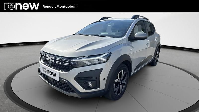 Gris Utilisé 2022 Dacia Sandero Expression Citadine | 14 490 € (Prix assez cher) - Image 1/4