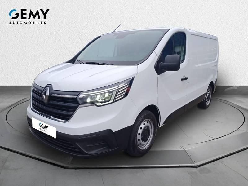 Blanc glacier Occasion 2024 Renault Trafic Monospace | 23 490 € (Super prix) - Image 1/4