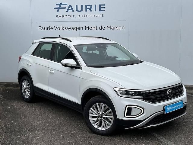 Utilisé 2022 VW T-Roc Style SUV | 27 490 € (Prix juste) - Image 1/3