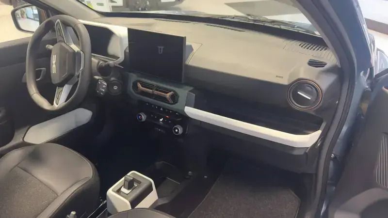 Image 3/3