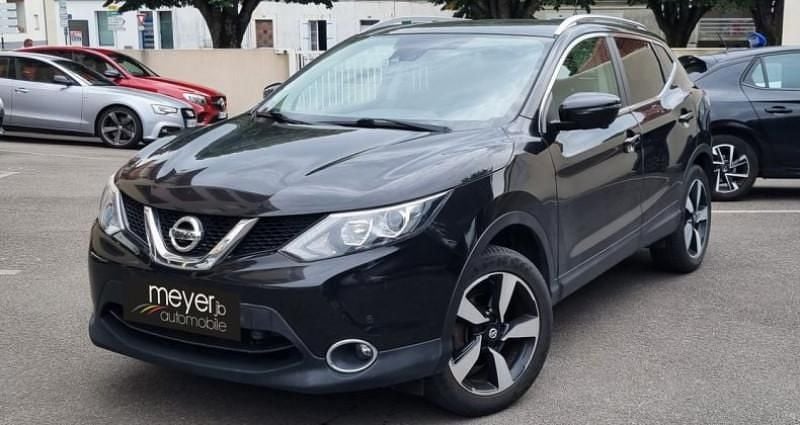 Noir Utilisé 2017 Nissan Qashqai N-Connecta SUV | 11 990 € (Bon prix) - Image 1/4