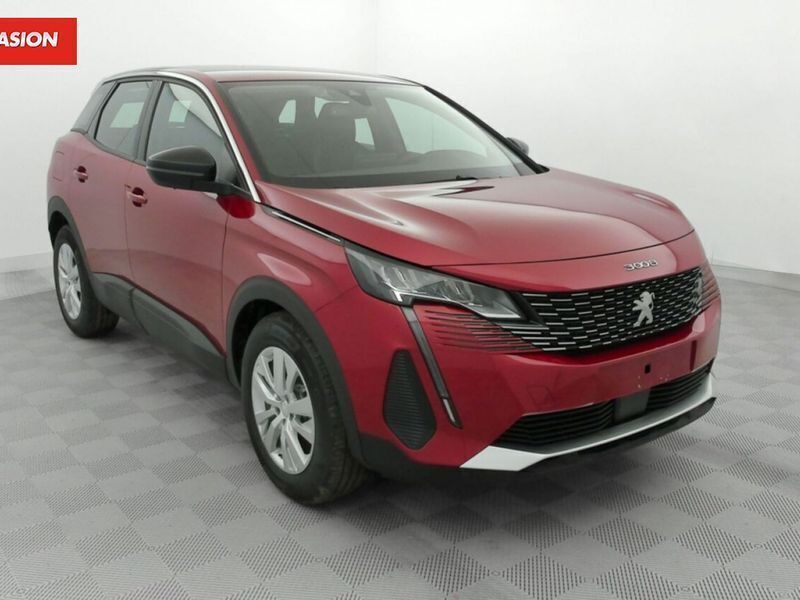Rouge Utilisé 2022 Peugeot 3008 Active SUV | 28 900 € - Image 1/4