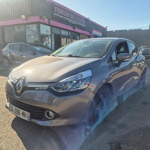 Utilisé 2014 Renault Clio IV Intens Citadine | 7 490 € (Bon prix) - Image 1/3