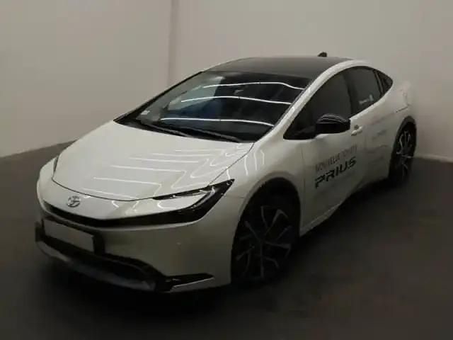 Occasion Toyota Prius Design 223 ch (164 kW) 2023 Blanc Citadine