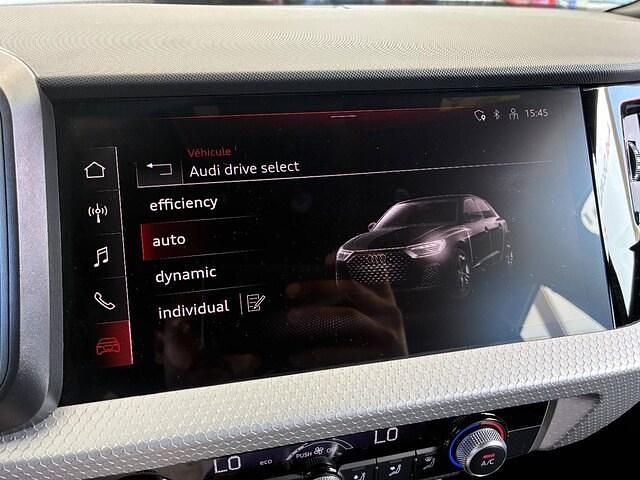 Occasion Audi A1 Sportback S-Line 116 ch (85 kW) 2024 Vert district métallisé Citadine